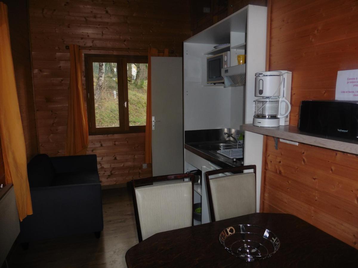 Camping Le Montbartoux Vollore-Ville Exteriör bild