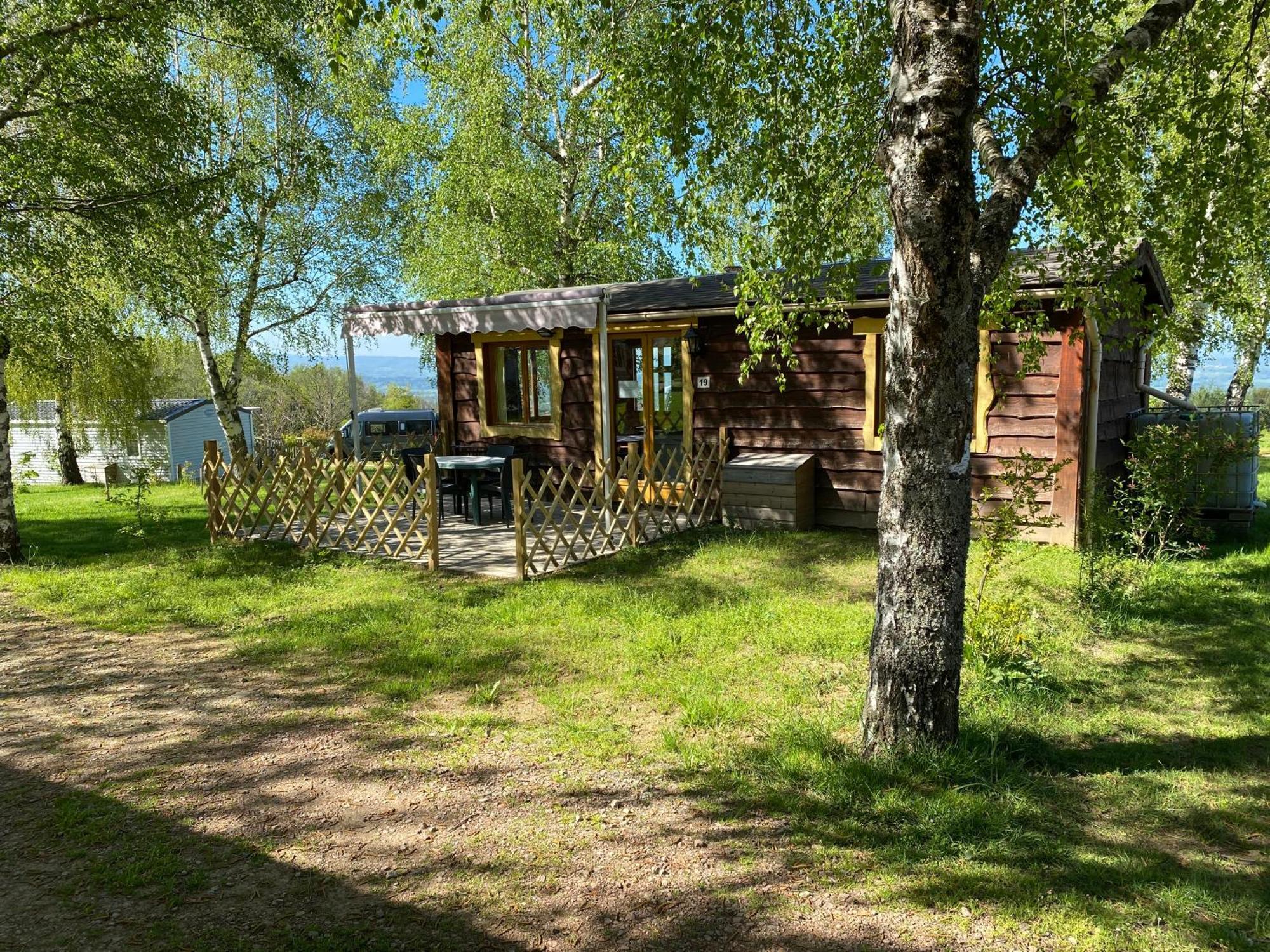 Camping Le Montbartoux Vollore-Ville Exteriör bild