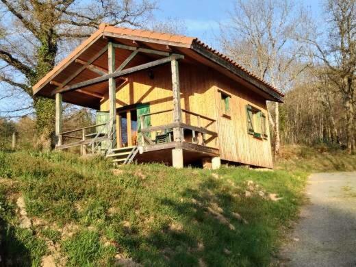 Camping Le Montbartoux Vollore-Ville Exteriör bild